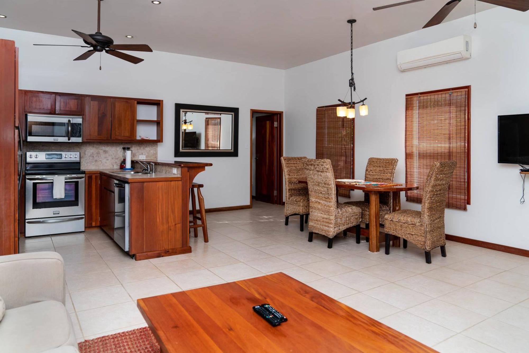 Residences At Barrier Reef 15A Garden View 1 Bedroom By Stay Floreo San Pedro (Ambergris Caye) Exterior foto